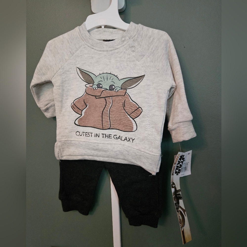 Star Wars Gray and Black Baby Yoda Outfit NWT